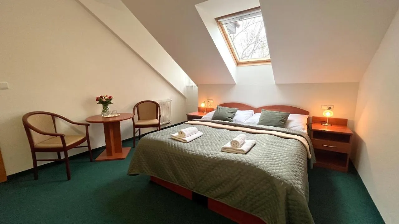 Hotel Karolina Karlovy Vary 3*,  Czech Republic